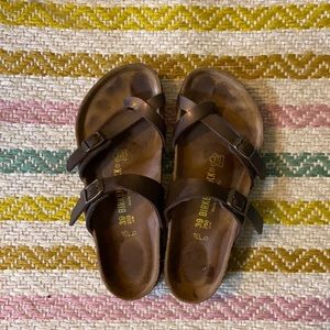 Birkenstocks size 39